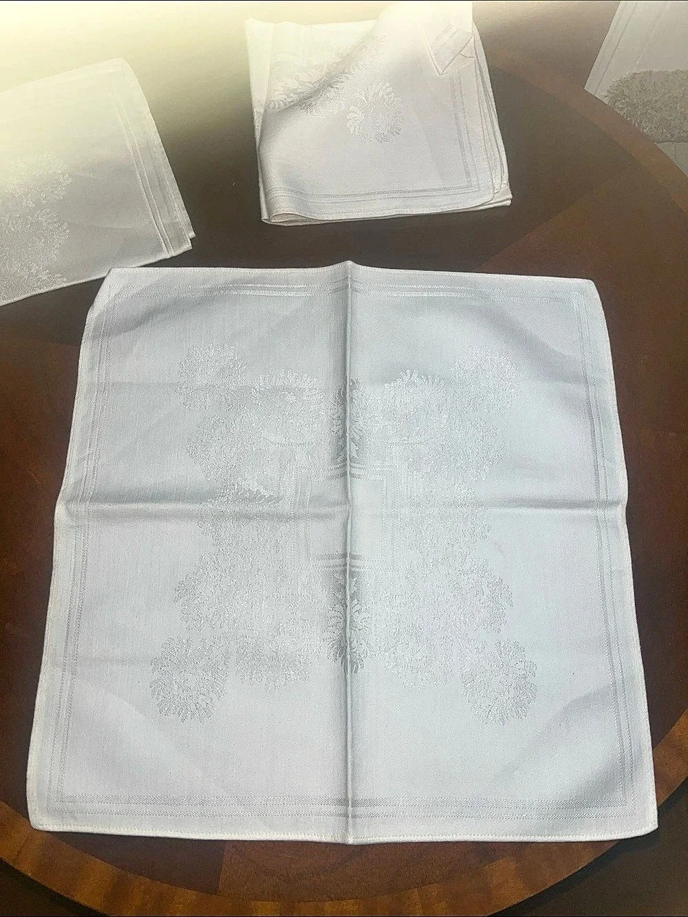 N/A white table